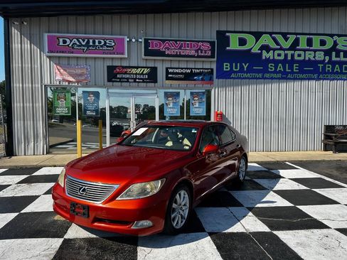 Used 2007 Lexus LS 460 RWD image 3
