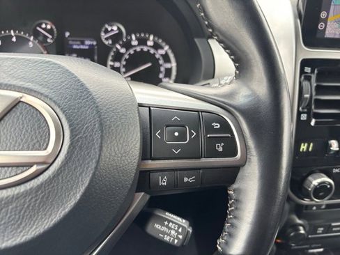 Used 2023 Lexus GX 460 Premium image 16