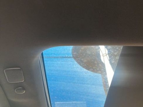 Used 2024 GMC Yukon Denali w/ Advanced Technology Package image 18