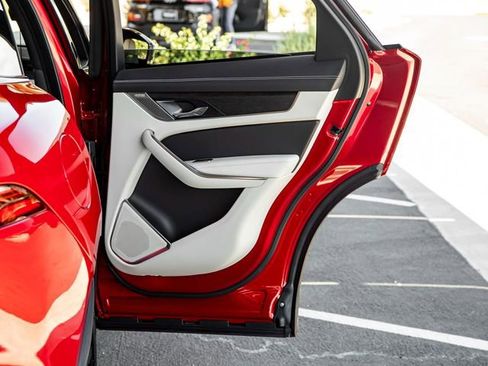 New 2026 Jaguar F-PACE R-Dynamic S image 22