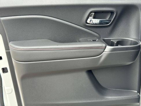 New 2026 Honda Ridgeline Black Edition image 12