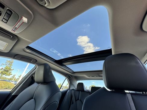 Used 2022 Toyota Camry XSE image 26