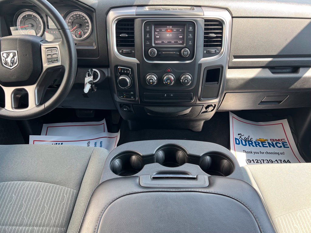 Used 2022 RAM 1500 Classic SLT AWD/4WD image 14
