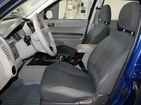 Used 2008 Ford Escape XLS FWD image 20