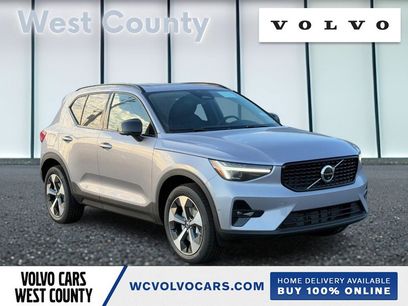 New 2026 Volvo XC40 B5 Plus w/ Protection Package Premier