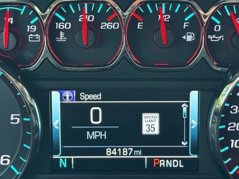 Used 2019 Chevrolet Tahoe LT RWD image 34
