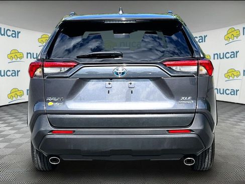 Used 2024 Toyota RAV4 XLE AWD/4WD image 5