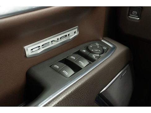 Used 2023 GMC Sierra 1500 Denali w/ Denali Reserve Package image 27