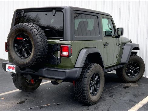 Used 2021 Jeep Wrangler Willys image 9