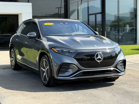 Used 2023 Mercedes-Benz EQS 580 4MATIC SUV image 7
