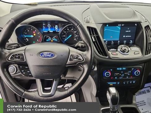 Used 2019 Ford Escape Titanium image 16