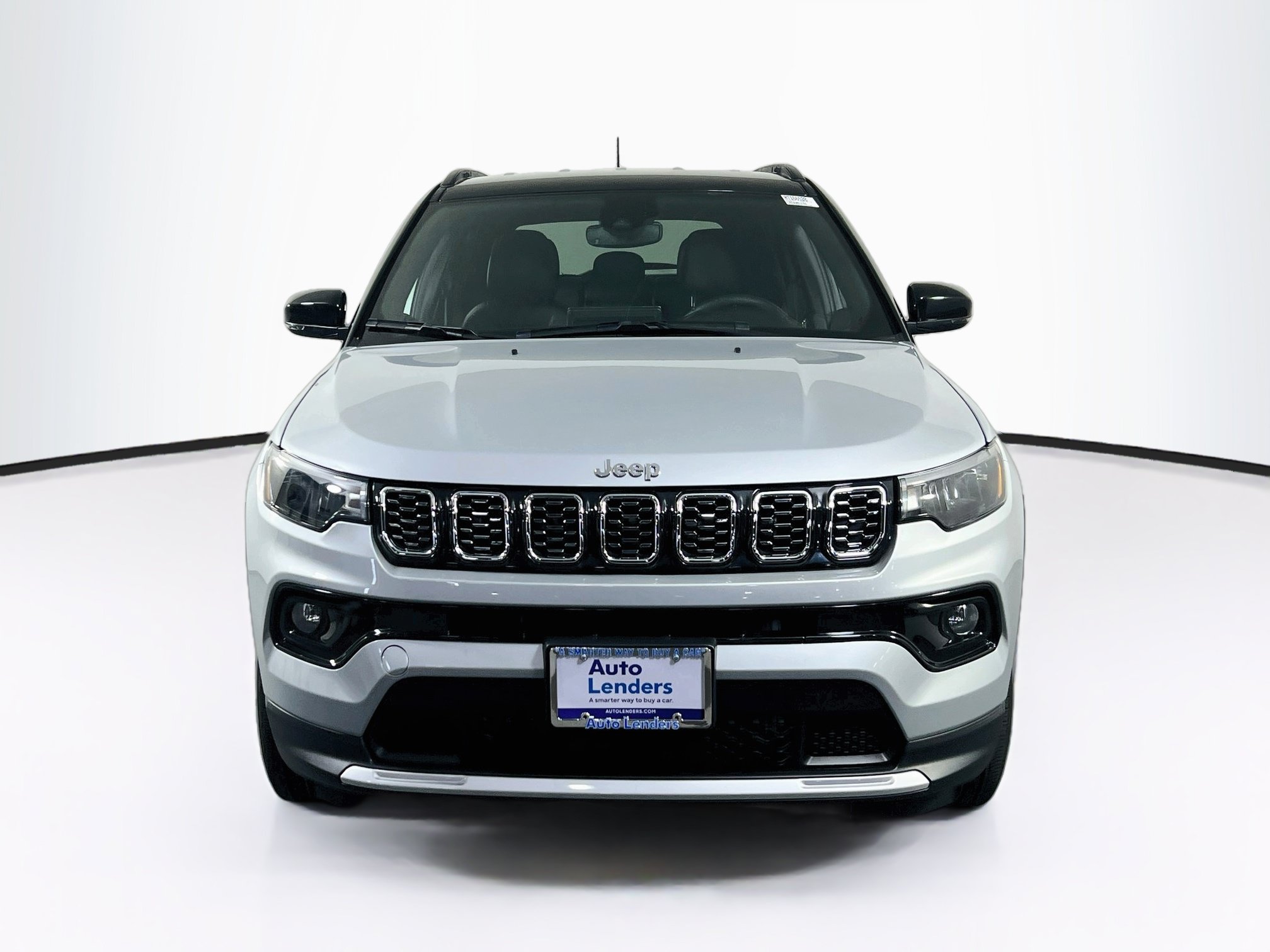 Used 2024 Jeep Compass Limited AWD/4WD image 2