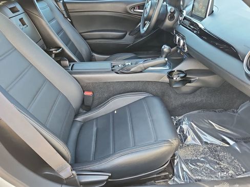 Used 2020 FIAT 124 Spider Lusso w/ Convenience Group image 16