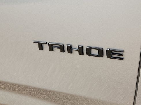 Used 2024 Chevrolet Tahoe High Country AWD/4WD image 8