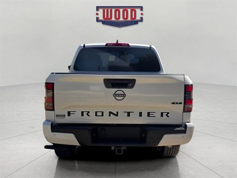 New 2026 Nissan Frontier SV image 3