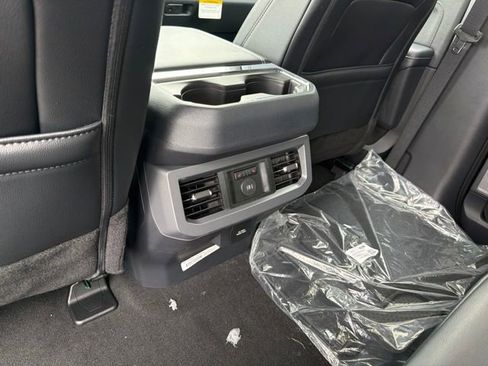 New 2026 Ford F250 Lariat AWD/4WD image 10