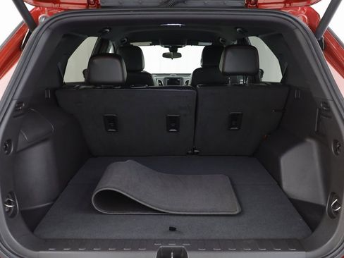 Certified 2024 Chevrolet Equinox RS image 17