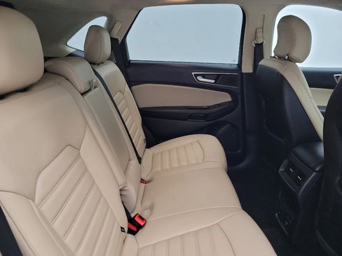 Used 2015 Ford Edge SEL w/ Equipment Group 201A FWD image 19