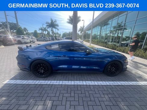 Used 2022 Ford Mustang GT w/ Equipment Group 301A RWD image 9