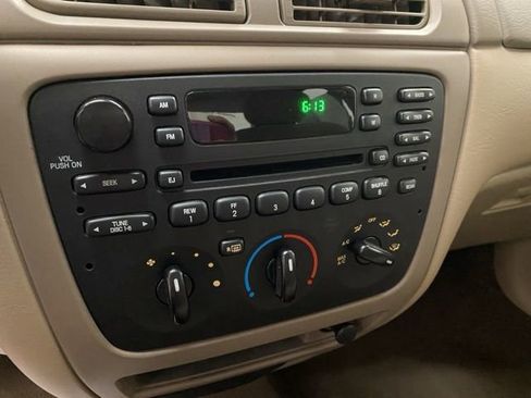 Used 2005 Mercury Sable GS image 10