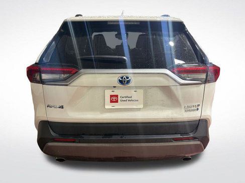 Certified 2019 Toyota RAV4 Limited image 3