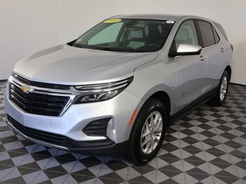 Used 2022 Chevrolet Equinox LT AWD/4WD image 4