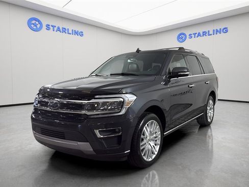 Used 2024 Ford Expedition Limited image 16