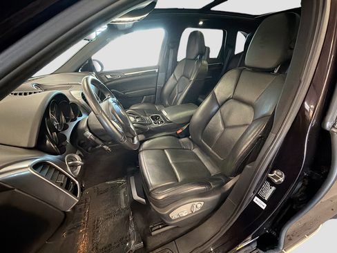 Used 2012 Porsche Cayenne image 13