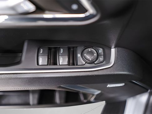 Used 2023 GMC Sierra 1500 Elevation w/ Preferred Package image 23