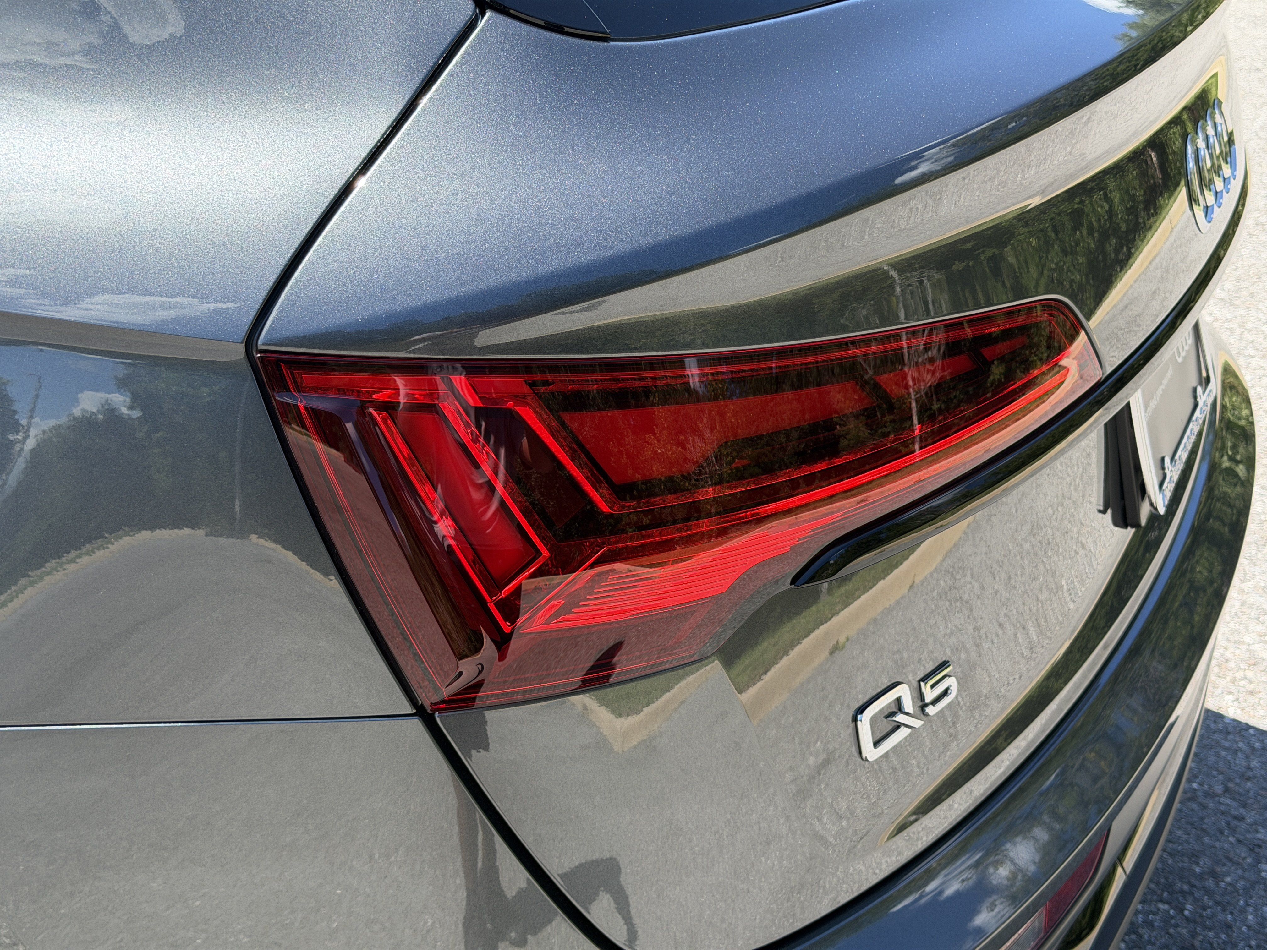Certified 2023 Audi Q5 2.0T Premium Plus AWD/4WD image 10