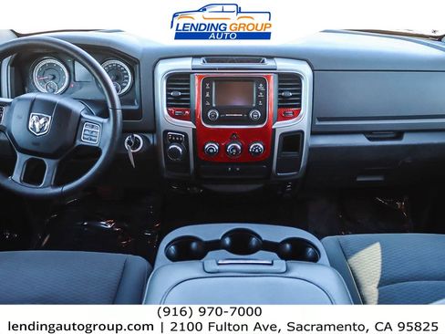 Used 2017 RAM 1500 Classic SLT image 11