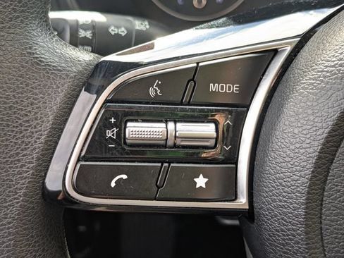Certified 2024 Kia Forte LXS FWD image 22