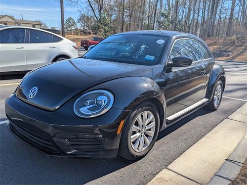 Used 2017 Volkswagen Beetle 1.8T S image 4