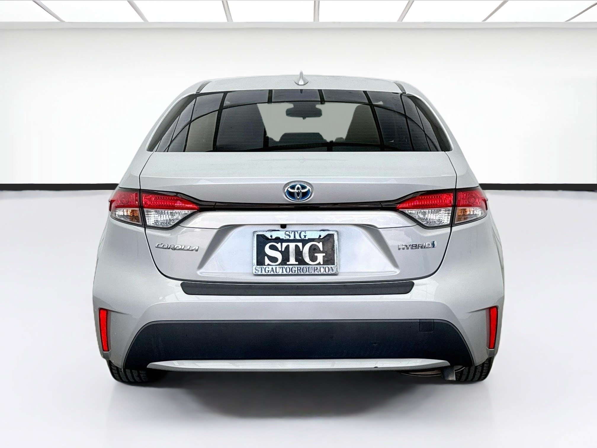 Used 2022 Toyota Corolla LE w/ Premium Interior Package FWD image 5