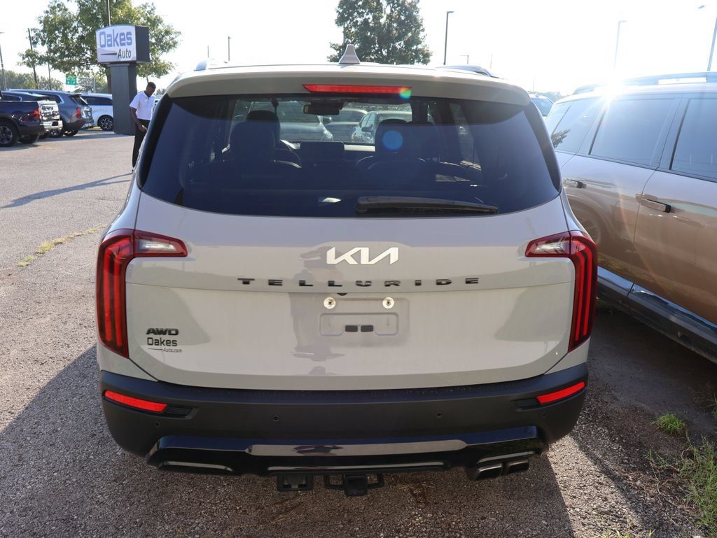 Used 2022 Kia Telluride EX w/ EX Premium Package AWD/4WD image 16