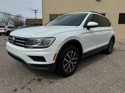 Used 2020 Volkswagen Tiguan SE AWD/4WD image 3