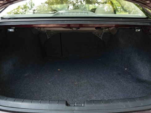 Used 2017 Honda Accord EX-L image 40