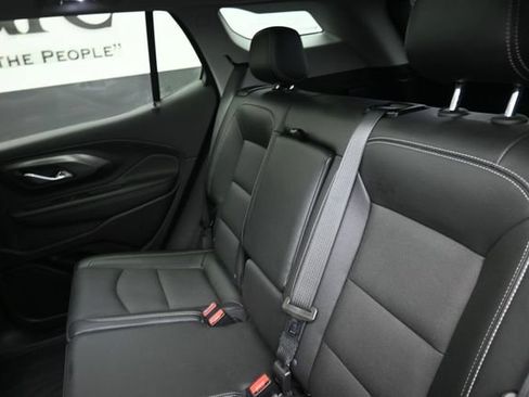 Used 2023 GMC Terrain SLT w/ Tech Package FWD image 20