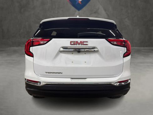 Used 2021 GMC Terrain SLT image 13