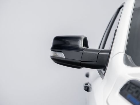 Used 2024 RAM 1500 Big Horn image 6