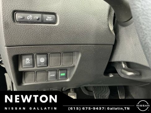 Used 2020 Nissan Rogue Sport SV FWD image 30