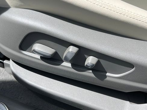 New 2026 Cadillac XT5 Premium Luxury image 7