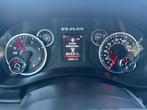 Used 2023 RAM 3500 Big Horn w/ Level 1 Equipment Group AWD/4WD image 21