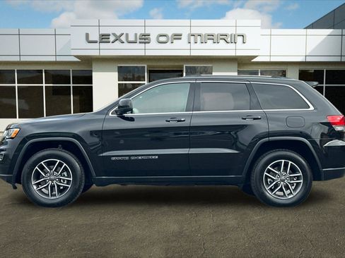 Used 2024 Jeep Grand Cherokee Limited image 2