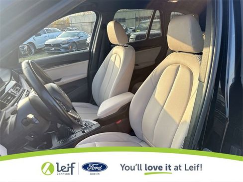 Used 2019 BMW X1 sDrive28i w/ Convenience Package image 17