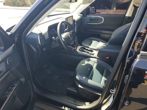 Certified 2023 Ford Bronco Sport Outer Banks w/ Tech Package AWD/4WD image 16