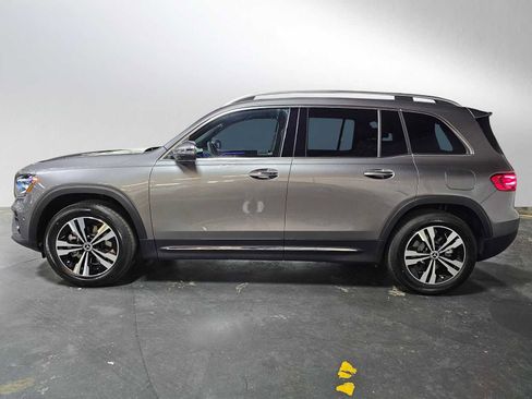 New 2026 Mercedes-Benz GLB 250 4MATIC image 6