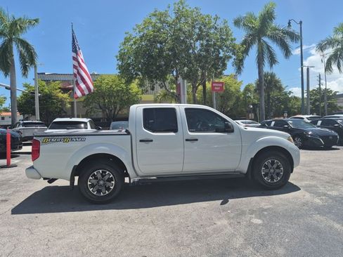 Used 2015 Nissan Frontier Desert Runner RWD image 4