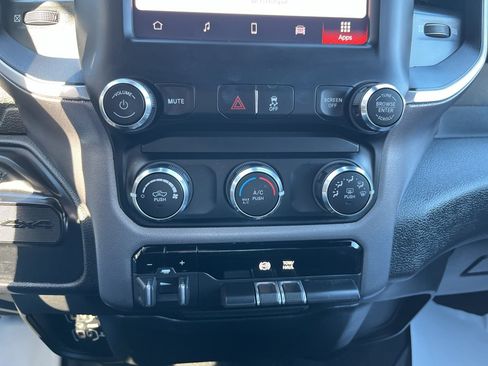 Used 2022 RAM 2500 Big Horn image 19