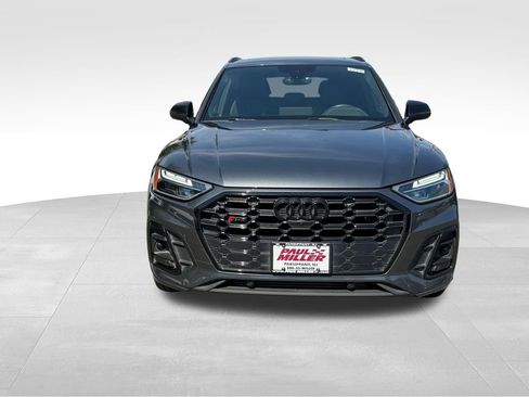 Used 2023 Audi SQ5 Premium Plus w/ Premium Plus Package AWD/4WD image 2